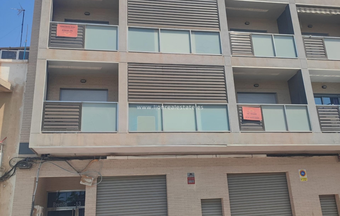 Reventa - Garaje - Torrevieja - Acequion