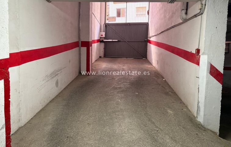 Reventa - Garaje - Torrevieja - Centro