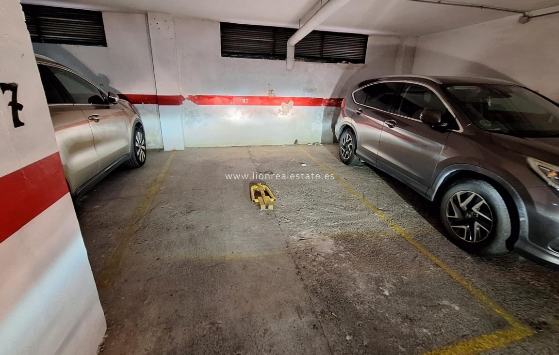 Reventa - Garaje - Torrevieja - Centro