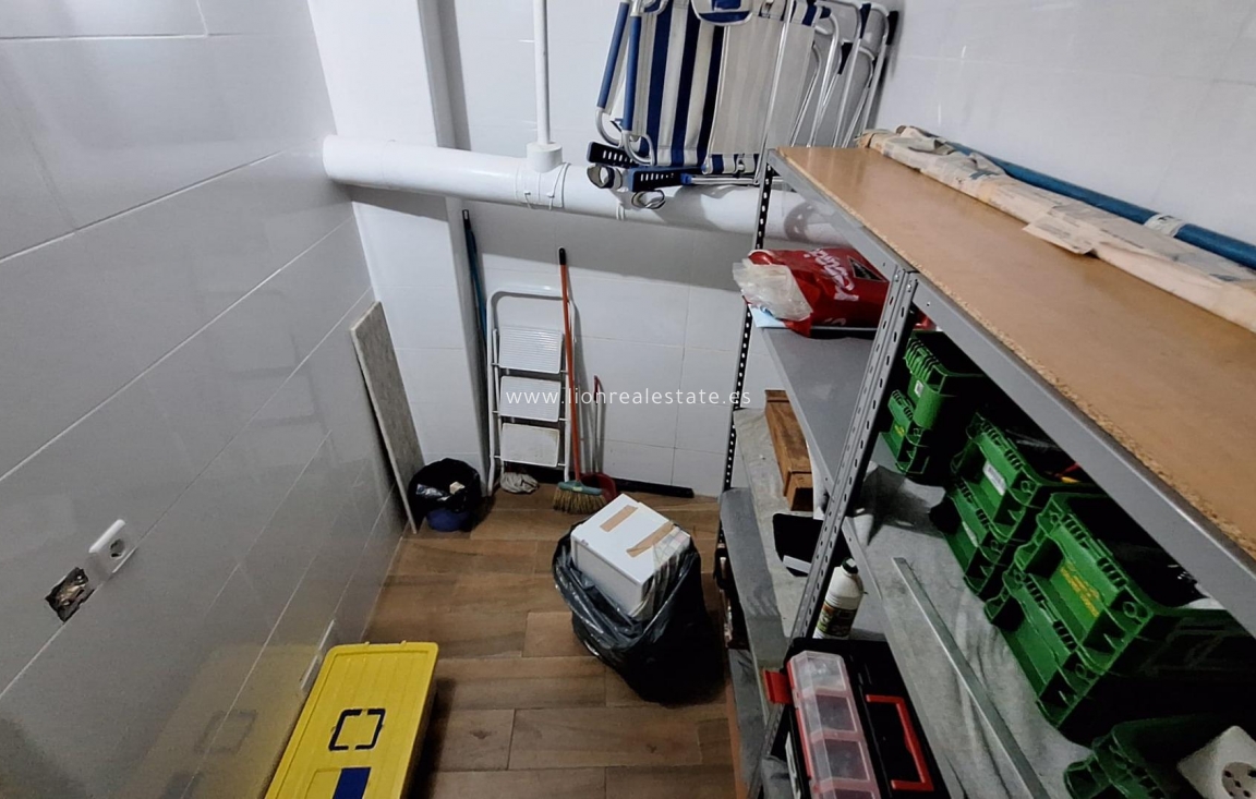 Reventa - Garaje - Torrevieja - Centro