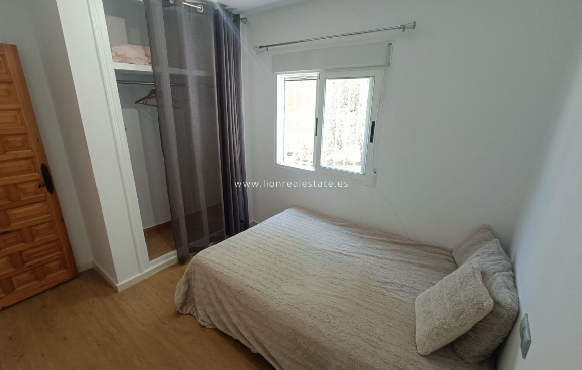 Reventa - house - Orihuela Costa - Villamartín-Las Filipinas