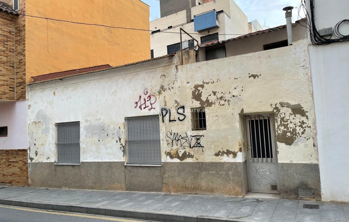 Reventa - house - Torrevieja - Centro