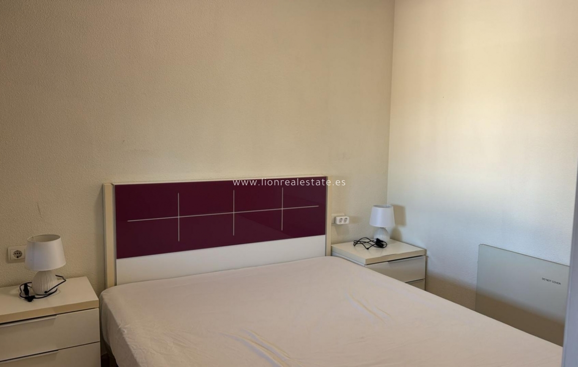 Reventa - house - Torrevieja - Punta Prima