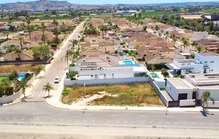 Reventa - Parcela / Terreno - Formentera del Segura