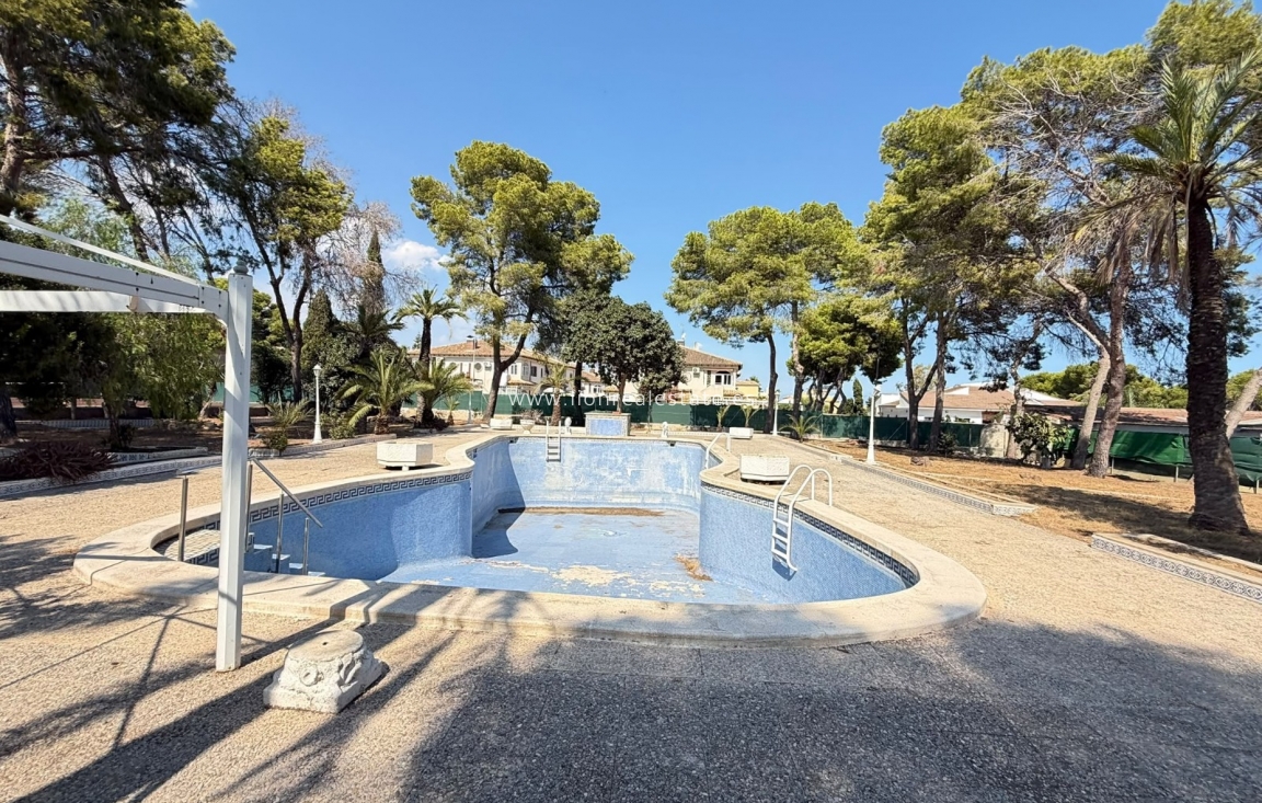 Reventa - Parcela / Terreno - Orihuela Costa - Los Altos