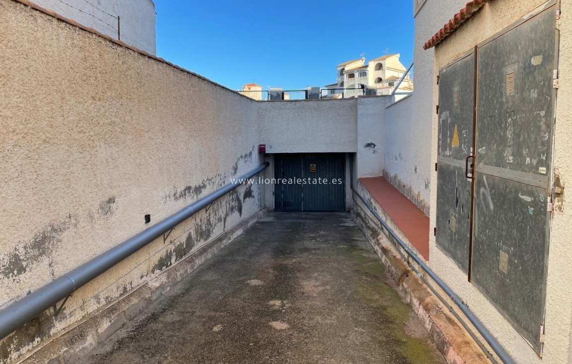 Reventa - Storeroom - Torrevieja - Calas blanca