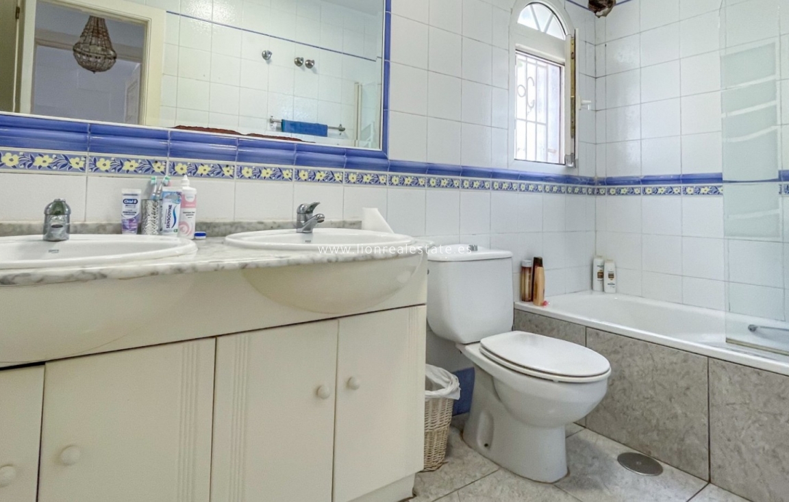 Reventa - Town House - Orihuela Costa - La Rioja