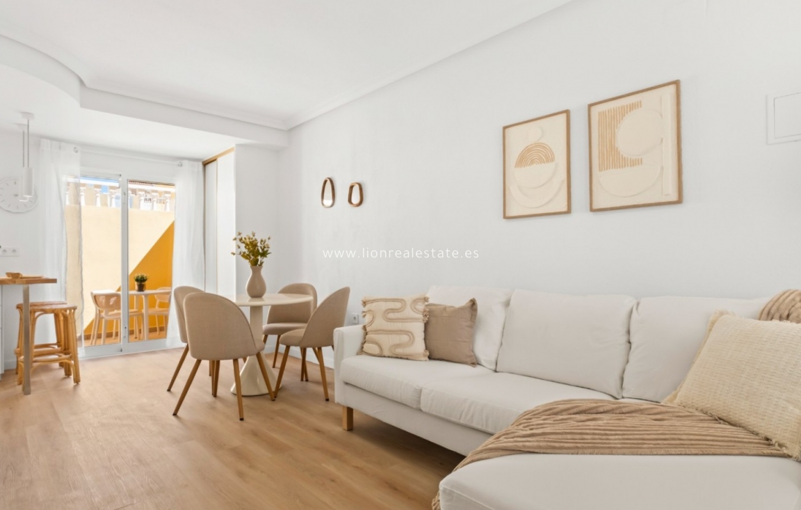 Reventa - Town House - Orihuela Costa - Las Filipinas