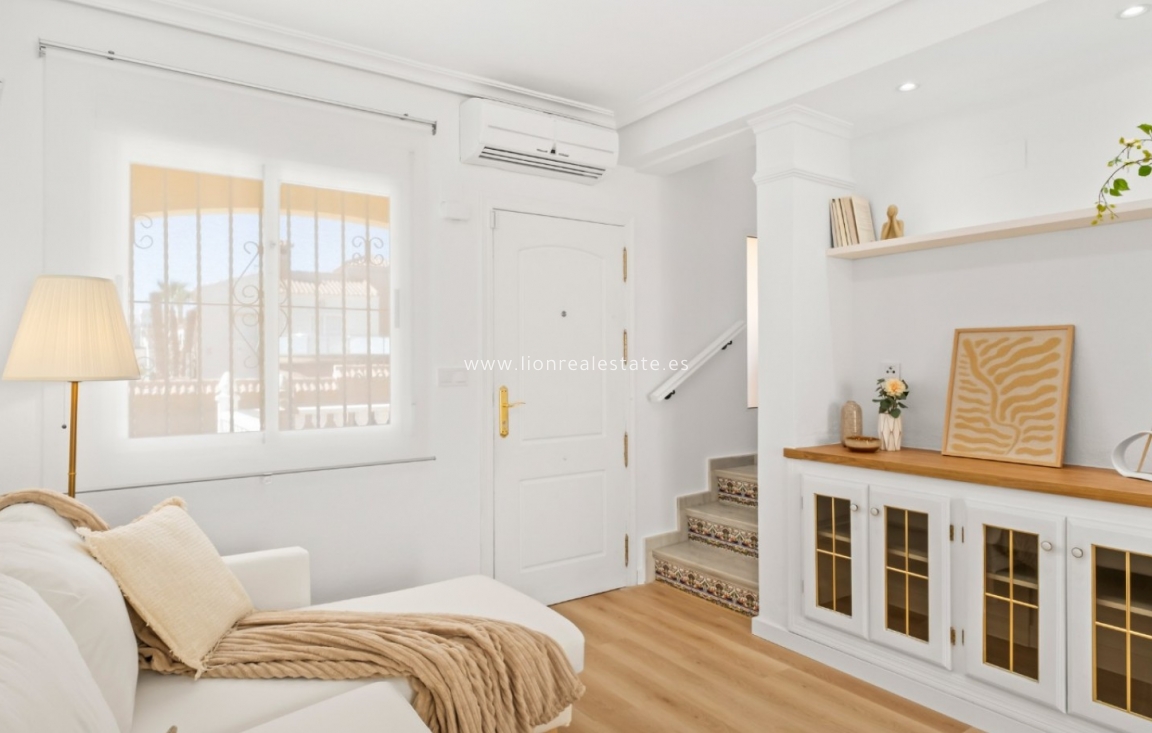 Reventa - Town House - Orihuela Costa - Las Filipinas