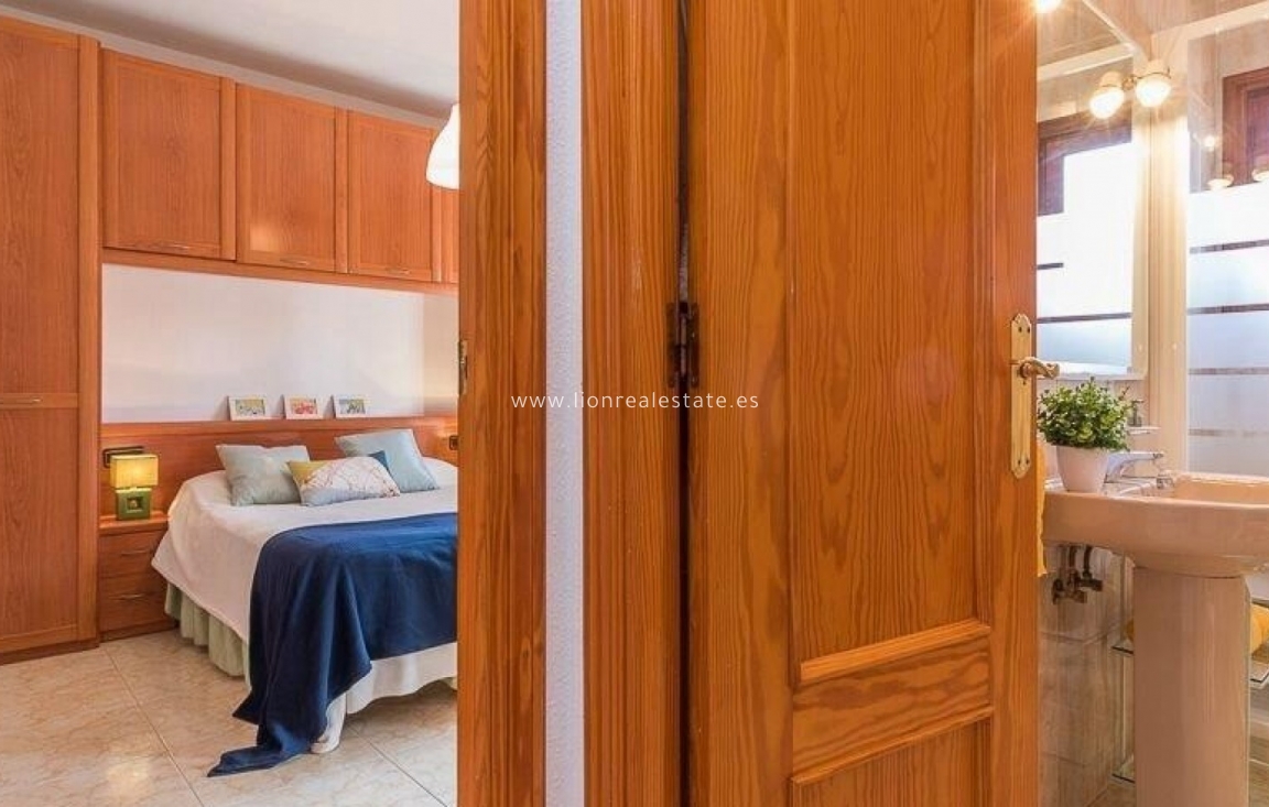 Reventa - Town House - Orihuela Costa - Playa Flamenca