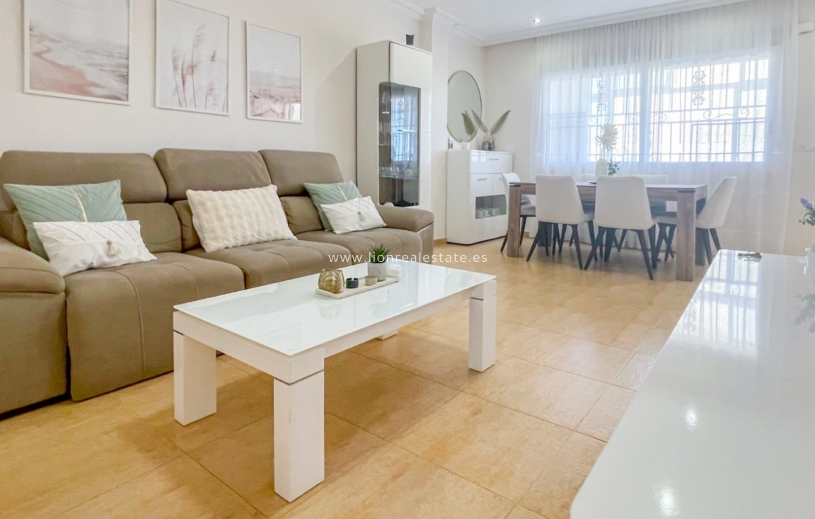 Reventa - Town House - Orihuela Costa - Punta Prima