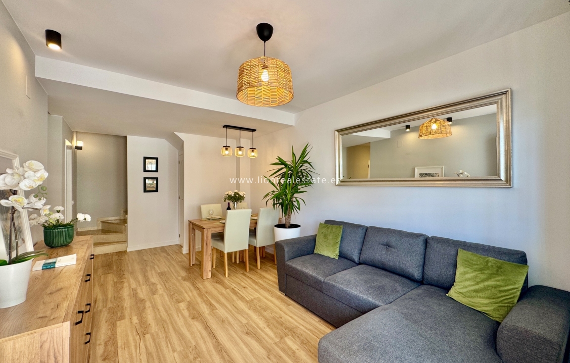 Reventa - Town House - Orihuela Costa
