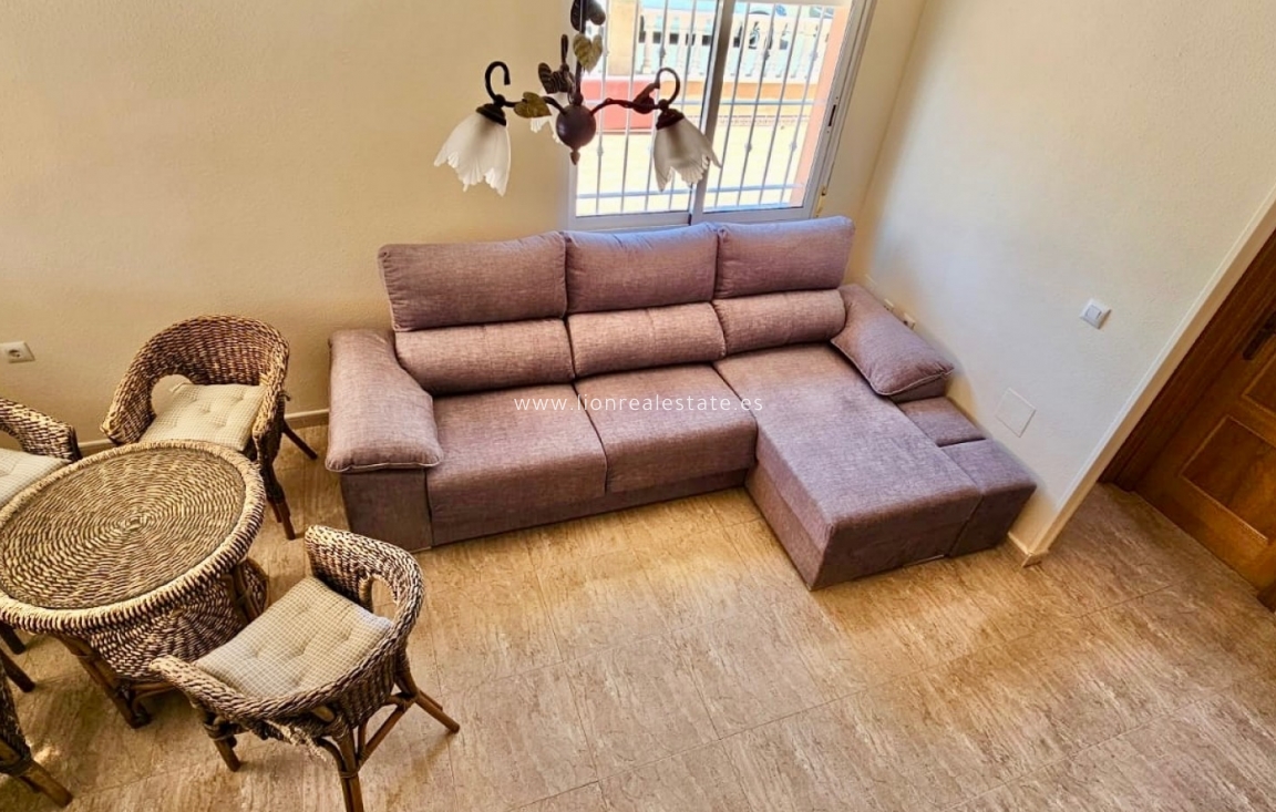 Reventa - Town House - San Javier