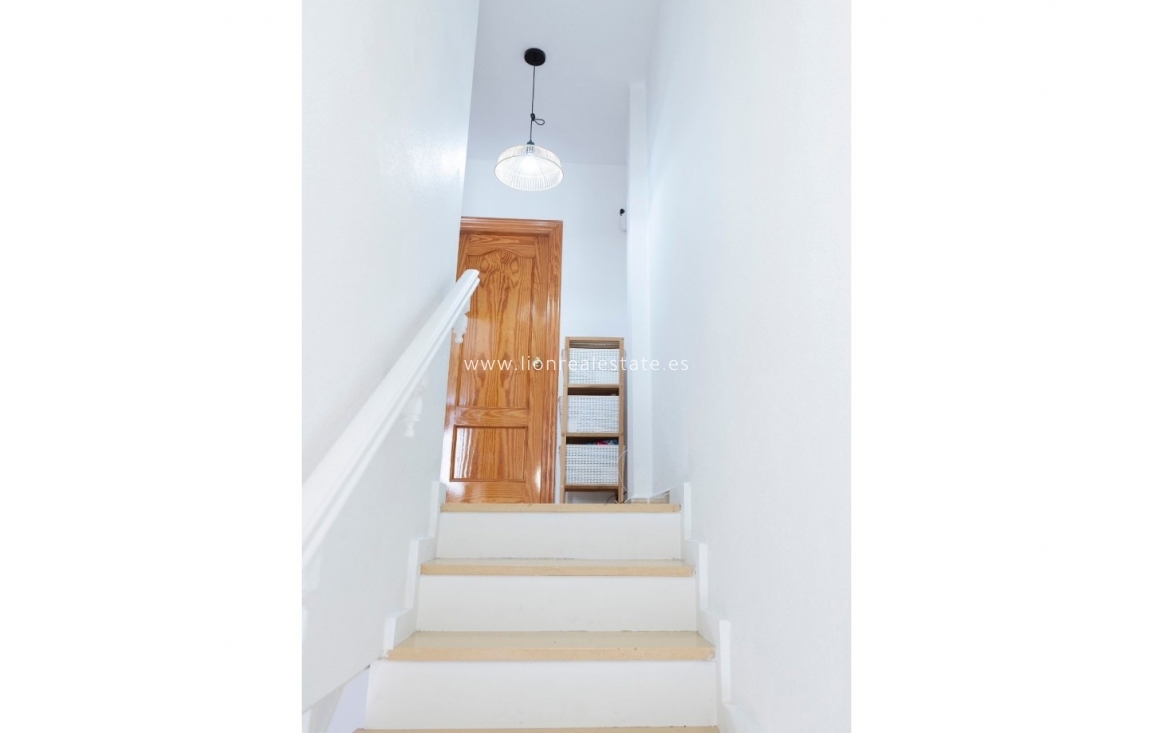 Reventa - Town House - San Javier