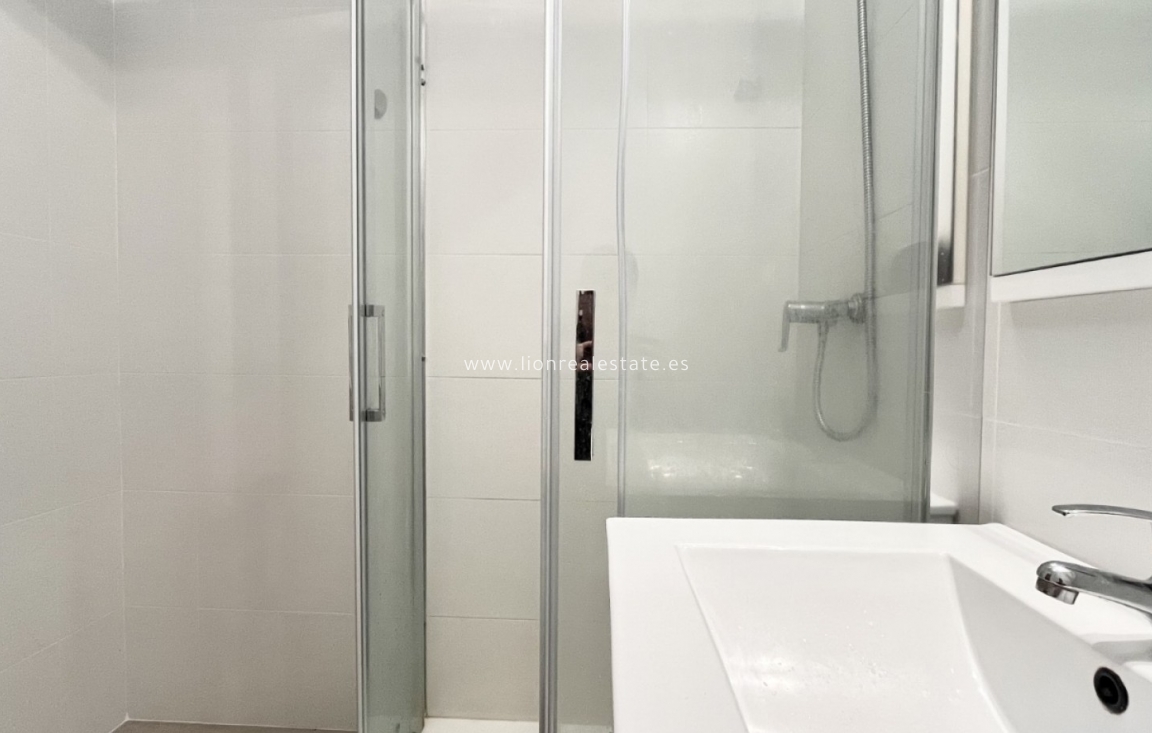 Reventa - Town House - Torrevieja - La Siesta - El Salado -  Torreta