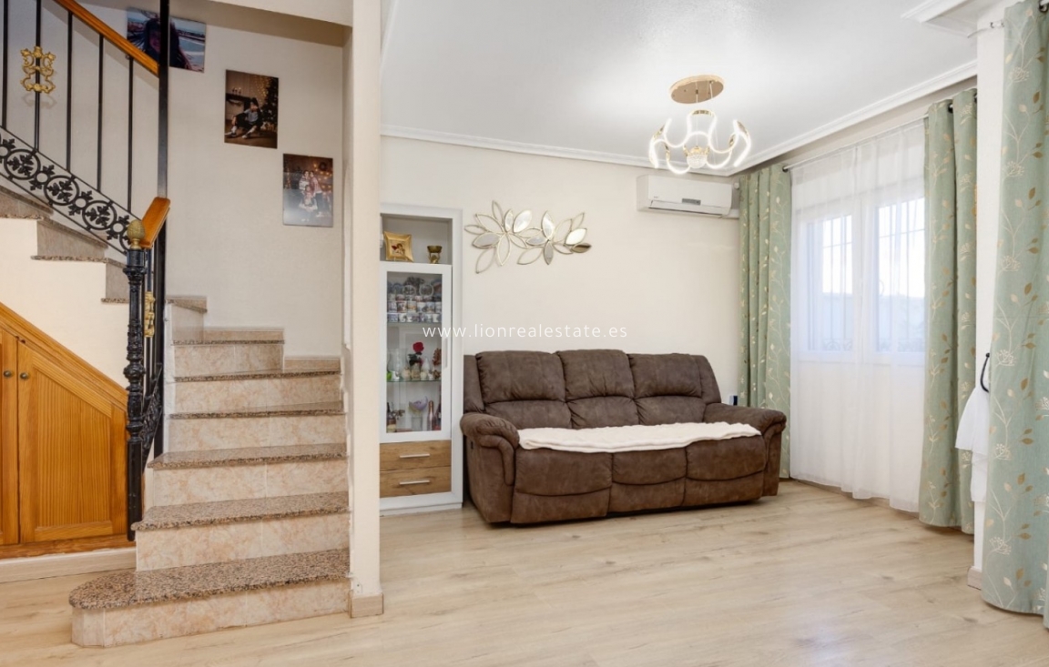 Reventa - Town House - Torrevieja