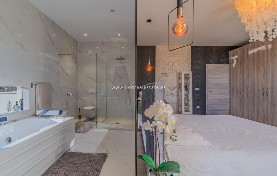 Reventa - Villa - Benijofar - Residencial benimar