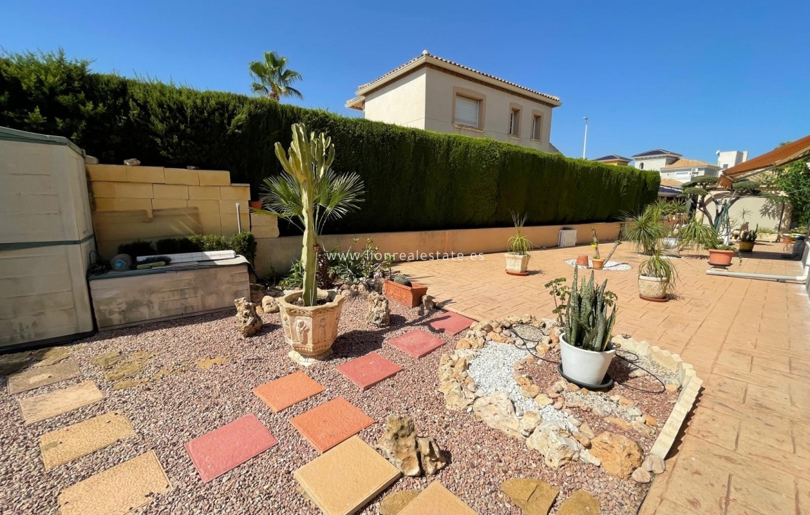 Reventa - Villa - Cabo Roig