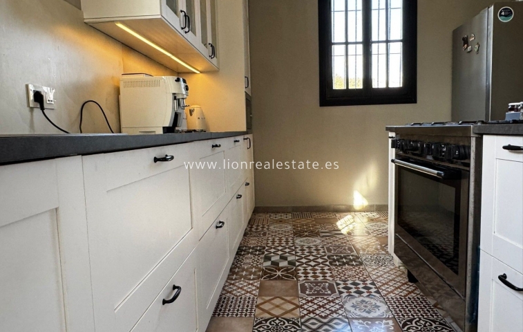 Reventa - Villa - Crevillent - Comunidad valenciana