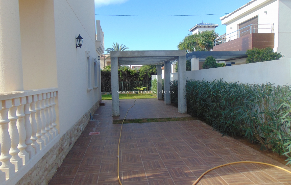 Reventa - Villa - Orihuela Costa - Cabo Roig