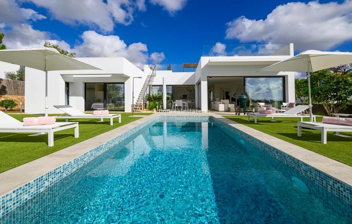 Reventa - Villa - Orihuela Costa - Las Colinas Golf