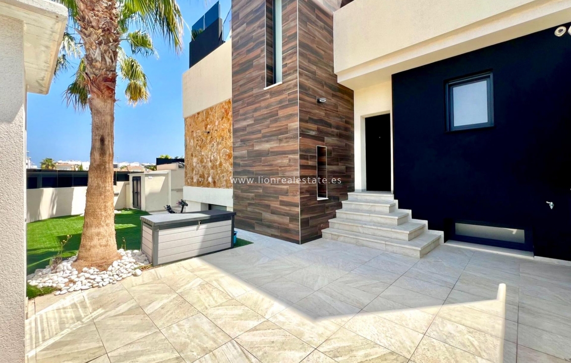 Reventa - Villa - Orihuela Costa - Lomas de Cabo Roig