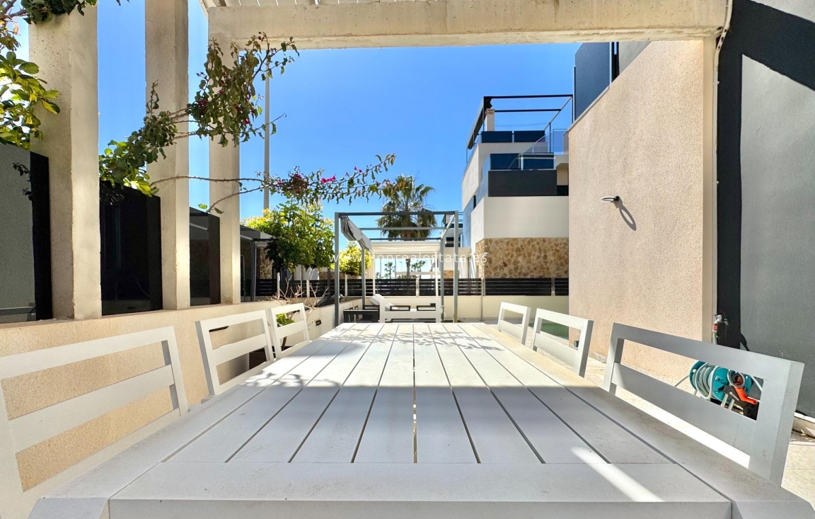 Reventa - Villa - Orihuela Costa - Lomas de Cabo Roig