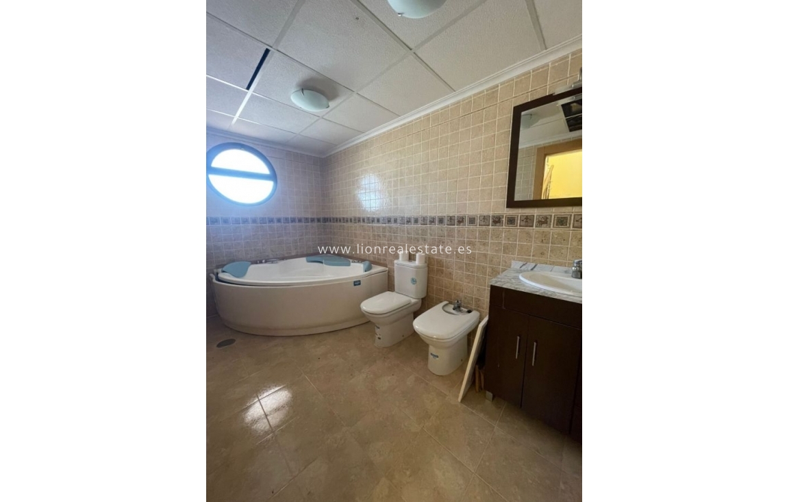 Reventa - Villa - Orihuela Costa - PAU 26