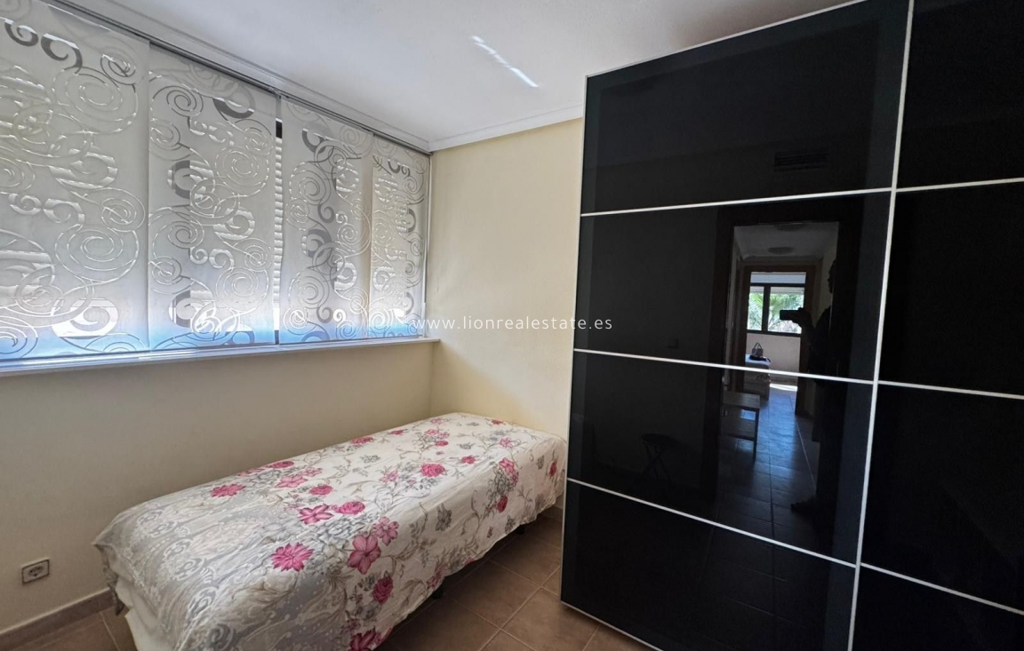 Reventa - Villa - Orihuela Costa - PAU 26