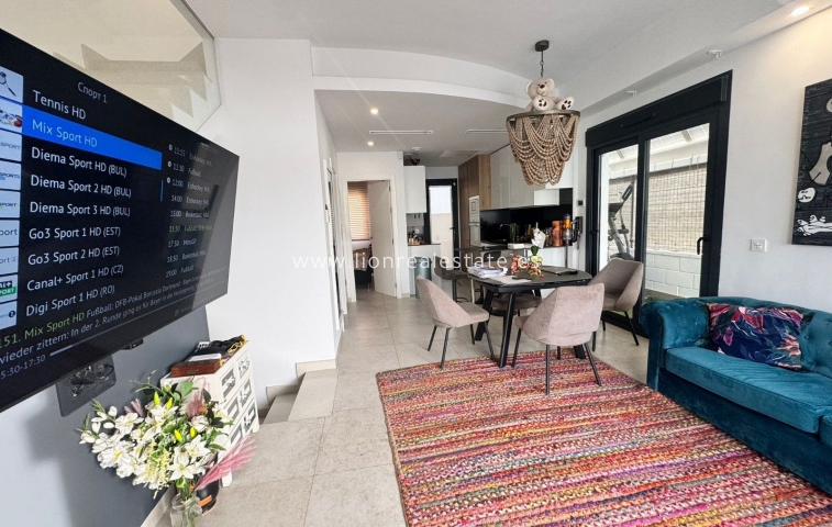 Reventa - Villa - Orihuela Costa - PAU 26