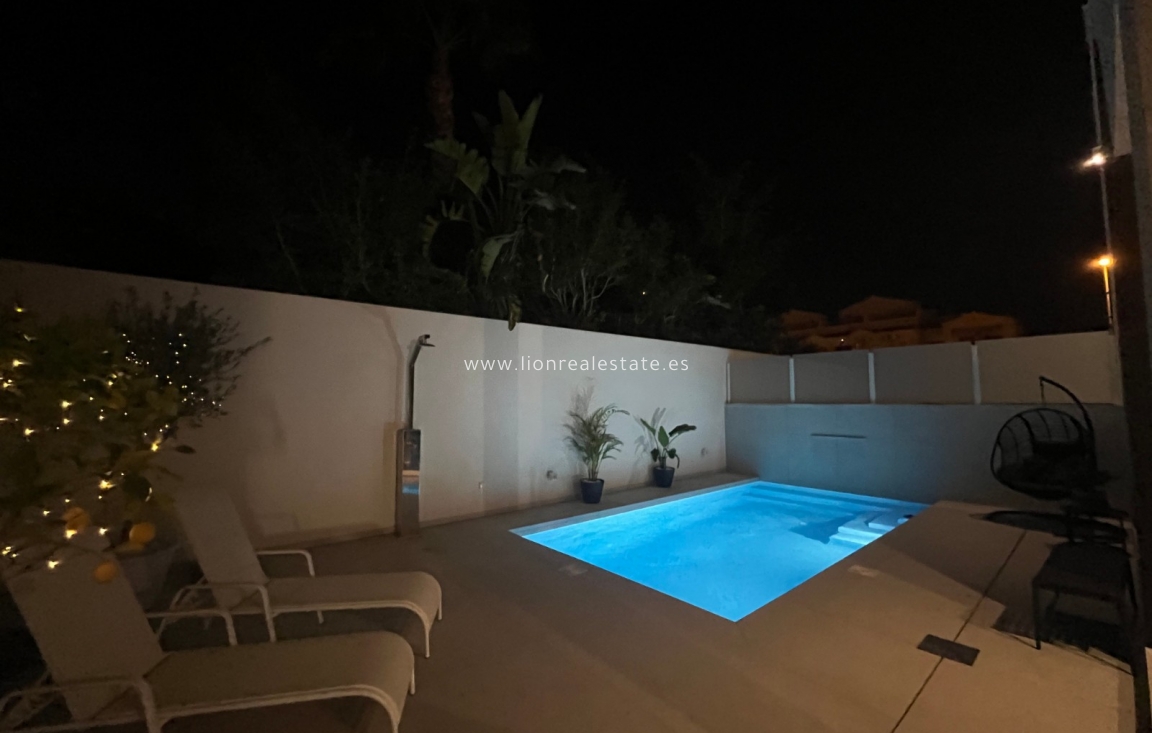 Reventa - Villa - Orihuela Costa - Punta Prima