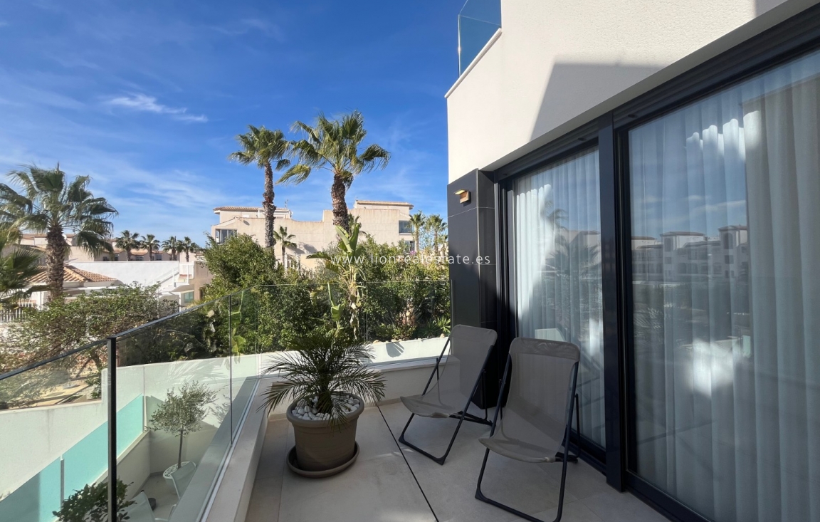 Reventa - Villa - Orihuela Costa - Punta Prima