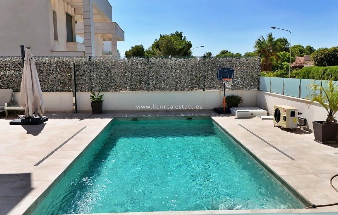 Reventa - Villa - Orihuela Costa - Villamartín-Las Filipinas