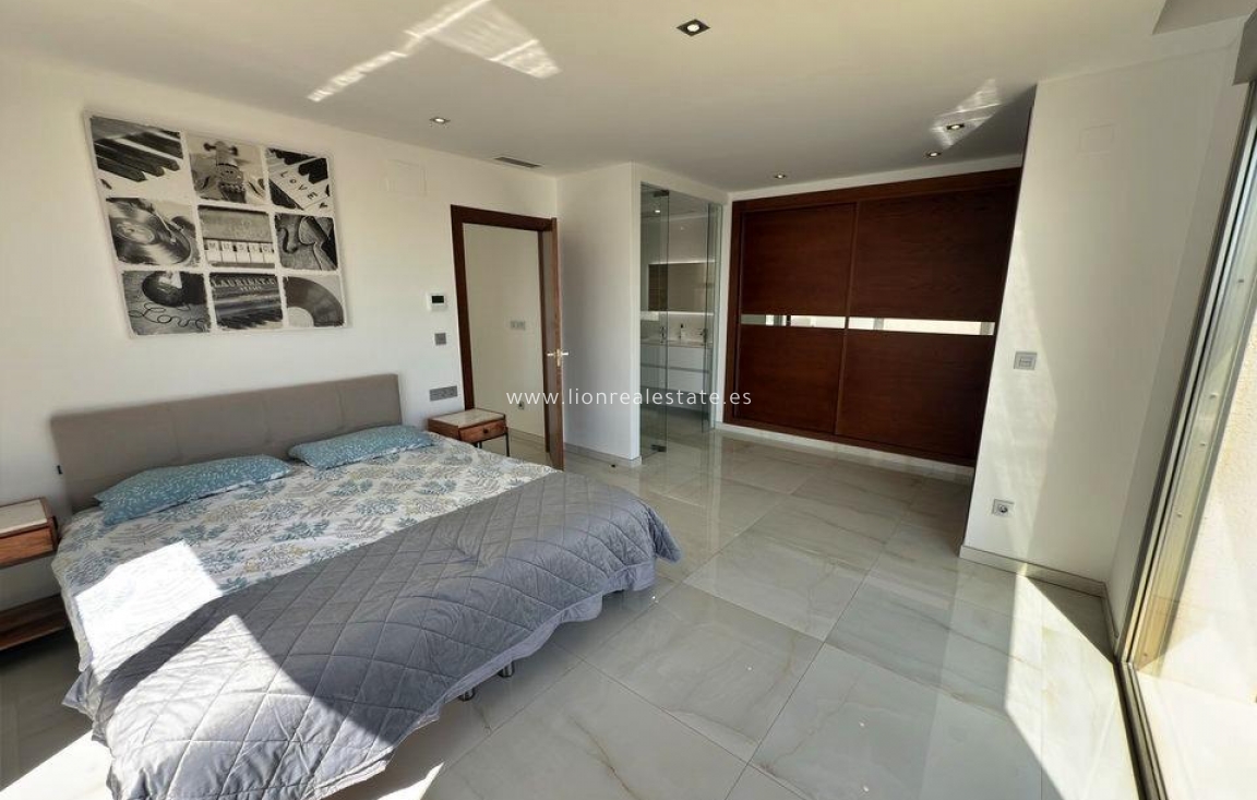 Reventa - Villa - Orihuela Costa - Villamartín-Las Filipinas