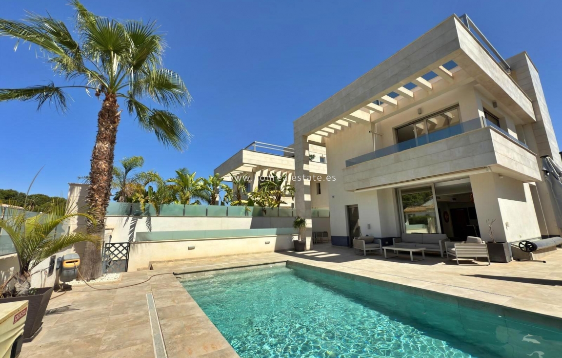 Reventa - Villa - Orihuela Costa - Villamartín-Las Filipinas