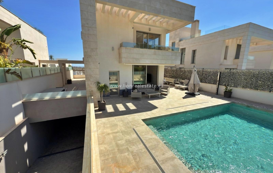 Reventa - Villa - Orihuela Costa - Villamartín-Las Filipinas