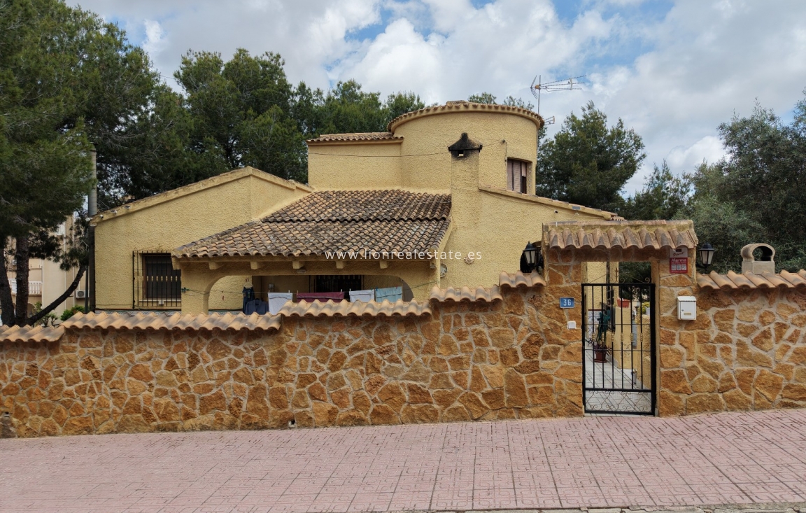 Reventa - Villa - Orihuela Costa - Villamartín