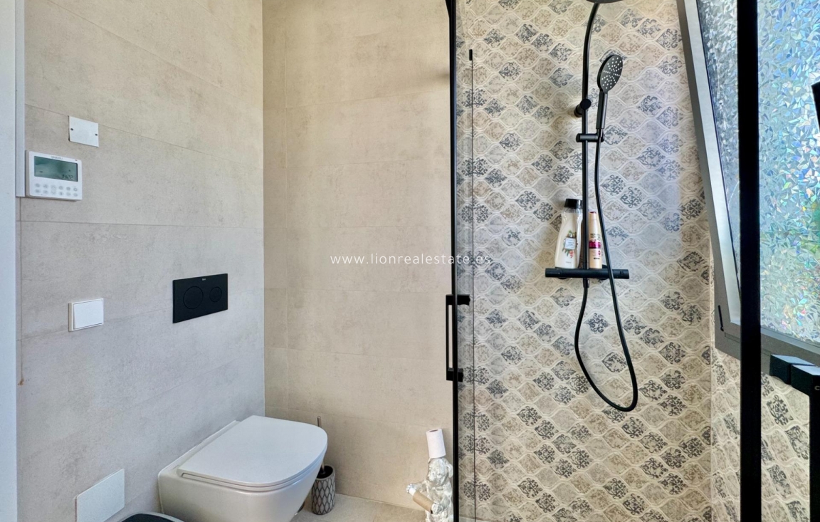 Reventa - Villa - San Miguel de Salinas - Blue Lagoon - Galán
