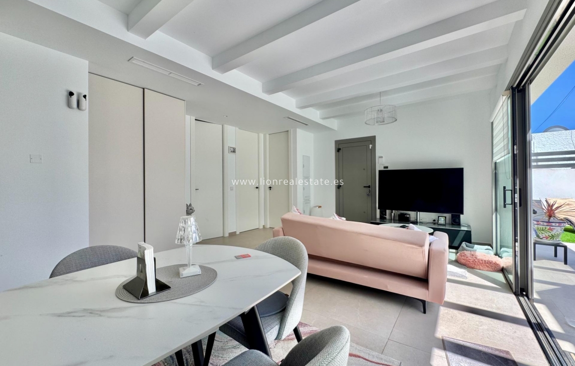 Reventa - Villa - San Miguel de Salinas - Blue Lagoon - Galán