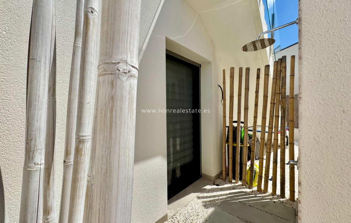 Reventa - Villa - San Miguel de Salinas - Blue Lagoon - Galán
