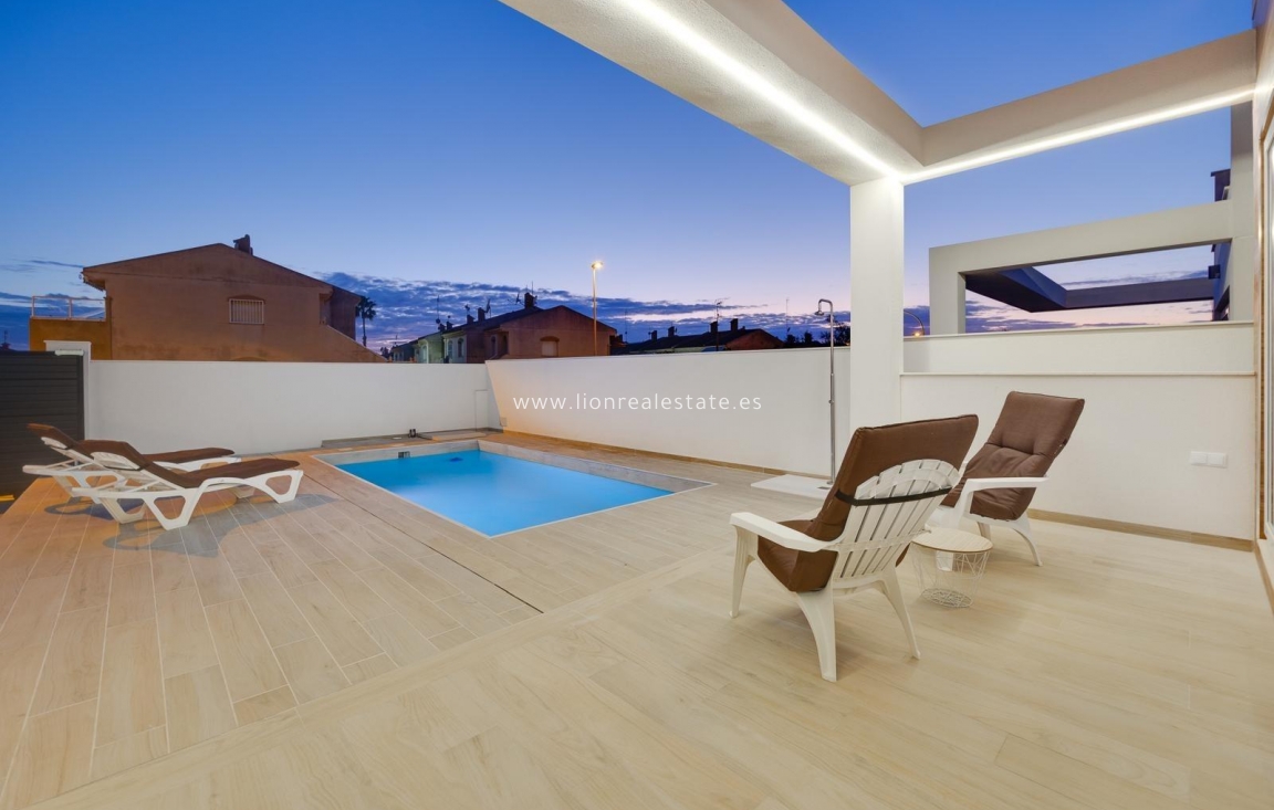 Reventa - Villa - Torrevieja - Aguas Nuevas