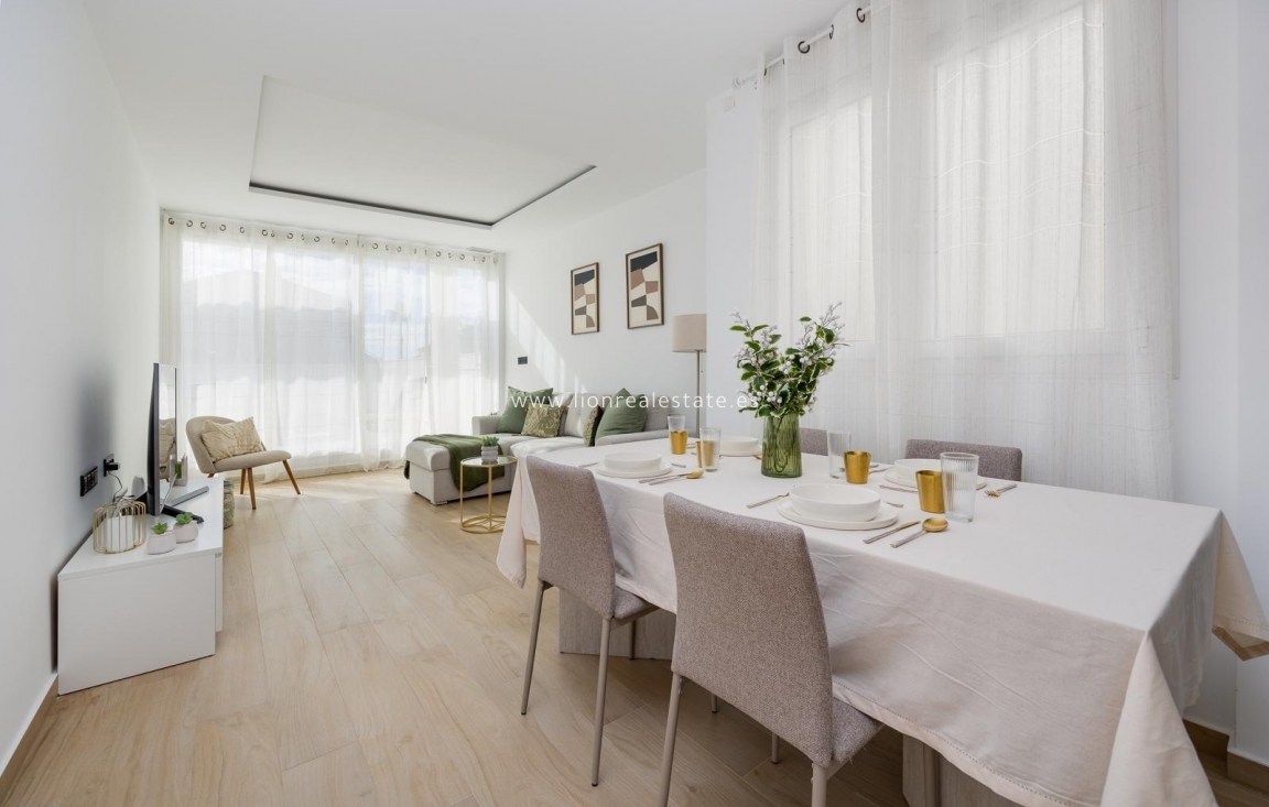 Reventa - Villa - Torrevieja - Aguas Nuevas