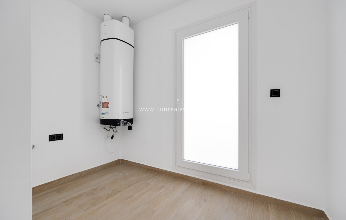 Reventa - Villa - Torrevieja - Aguas Nuevas