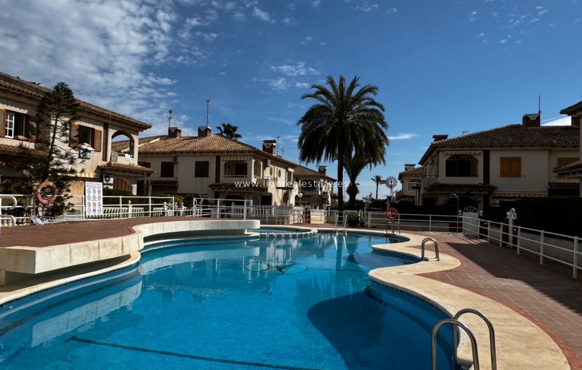 Short Term Rental - Apartment / flat - Torrevieja - Punta Prima