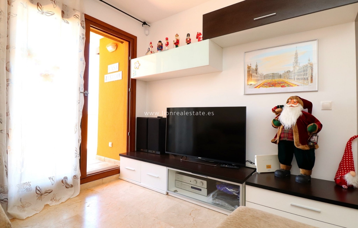 Short Term Rental - Apartment / flat - Torrevieja - Punta Prima