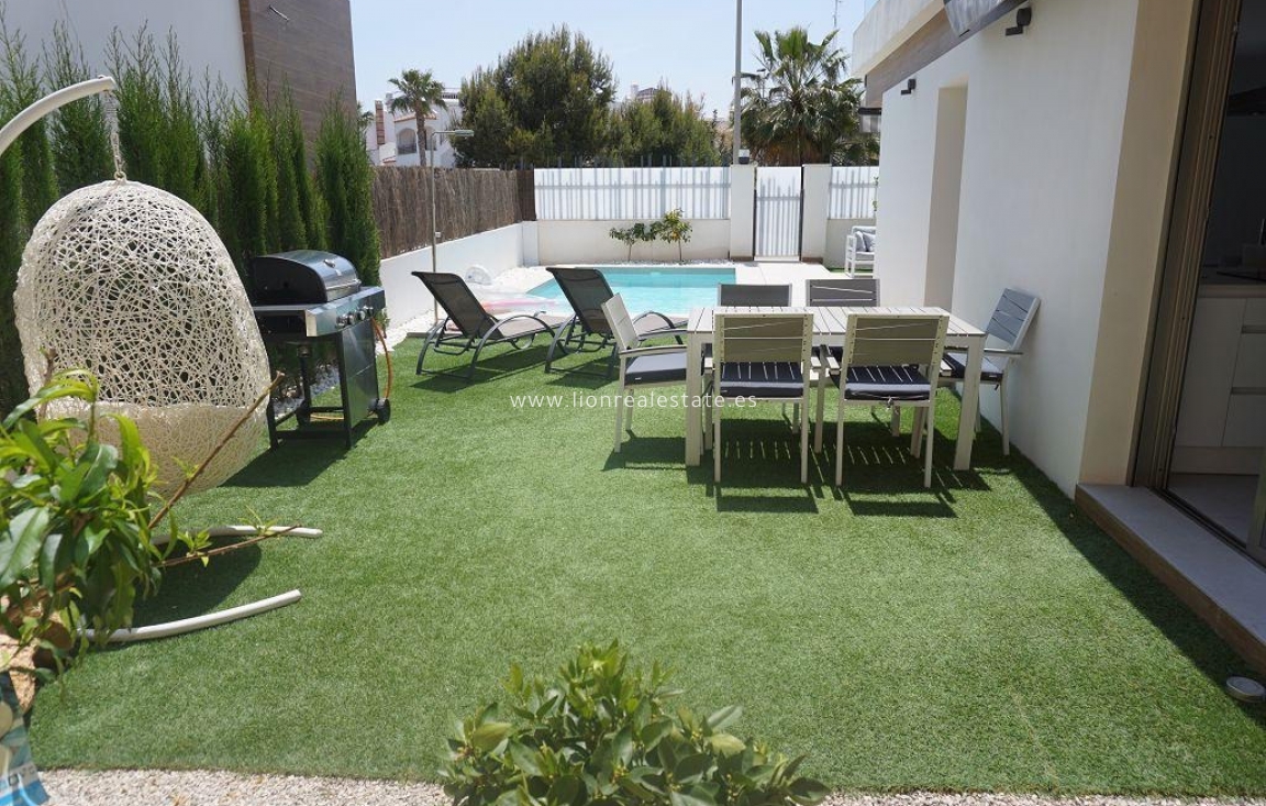 Short Term Rental - Villa - Orihuela Costa - Villamartín