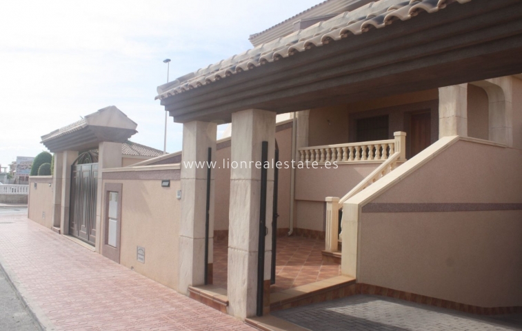 Town House - Новое здание - Torrevieja - Los Altos