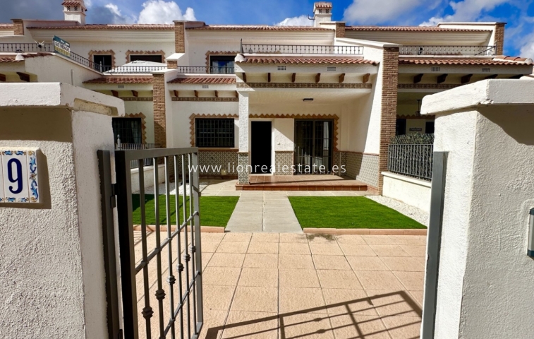 Town House - Reventa - San Miguel de Salinas - San Miguel de Salinas