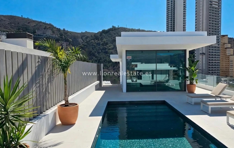 Villa - Obra nueva - Benidorm - Benidorm