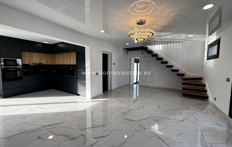 Villa - Obra nueva - Rojales - LS-2711